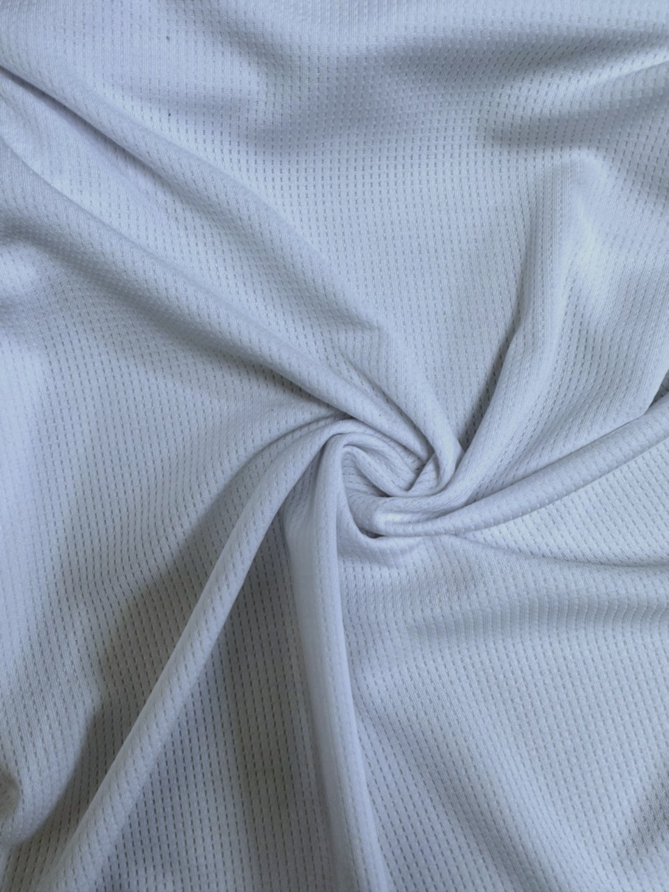 白色透氣機能布